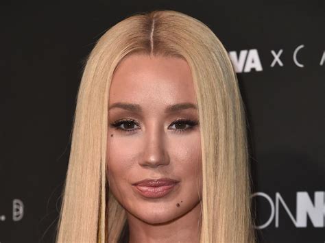 iggy azela leaked|Iggy Azalea Deletes Her Social Media After Nude Photo Leak